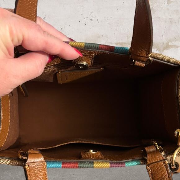 Coach Dempsey Tote 22 In Signature Jacquard With Stripe And Coach Patch - Picture 8 of 9